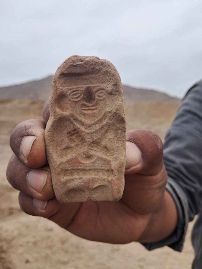 Moche Pottery Center Excavated