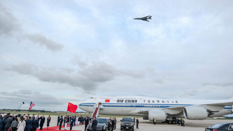Air Force Bombers and Fighters Fly Over Chinese Leader’s DC Visit