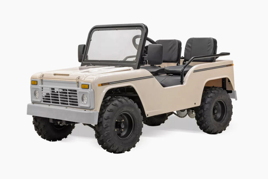 Massimo Built a Pint-Sized Retro Bronco That Rips Trails at 28 MPH