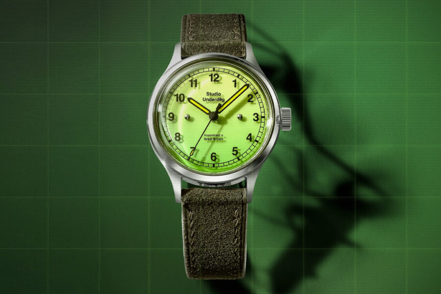 Studio Underd0g’s Mantis Field Watch Glows Like a Cracked Glow Stick After Dark