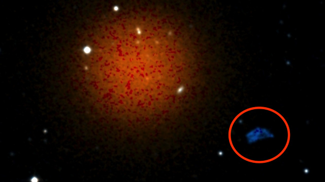 Moon Size UFO In Constellation Leo Minor Near Super Nova Red Giant, World Wide Telescope, UAP Sighting News.