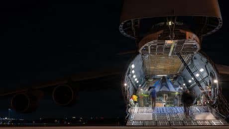 Rare Imagery Shows F-117A ‘The Overachiever’ Loaded Into a C-5M for Smithsonian Trip