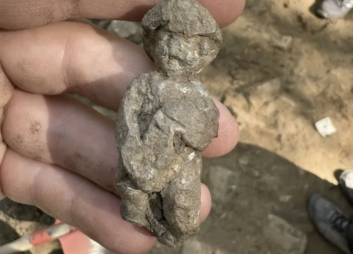 Lead Venus Figurine Unearthed in Hungary