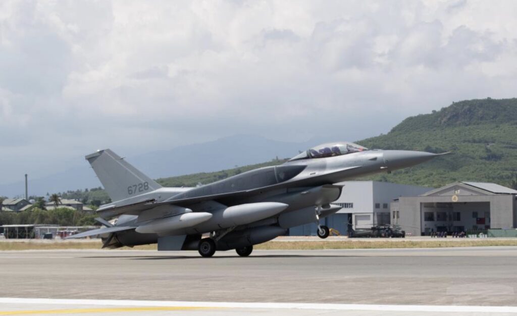 After yearslong delay, Taiwan receives first pair of new F-16s