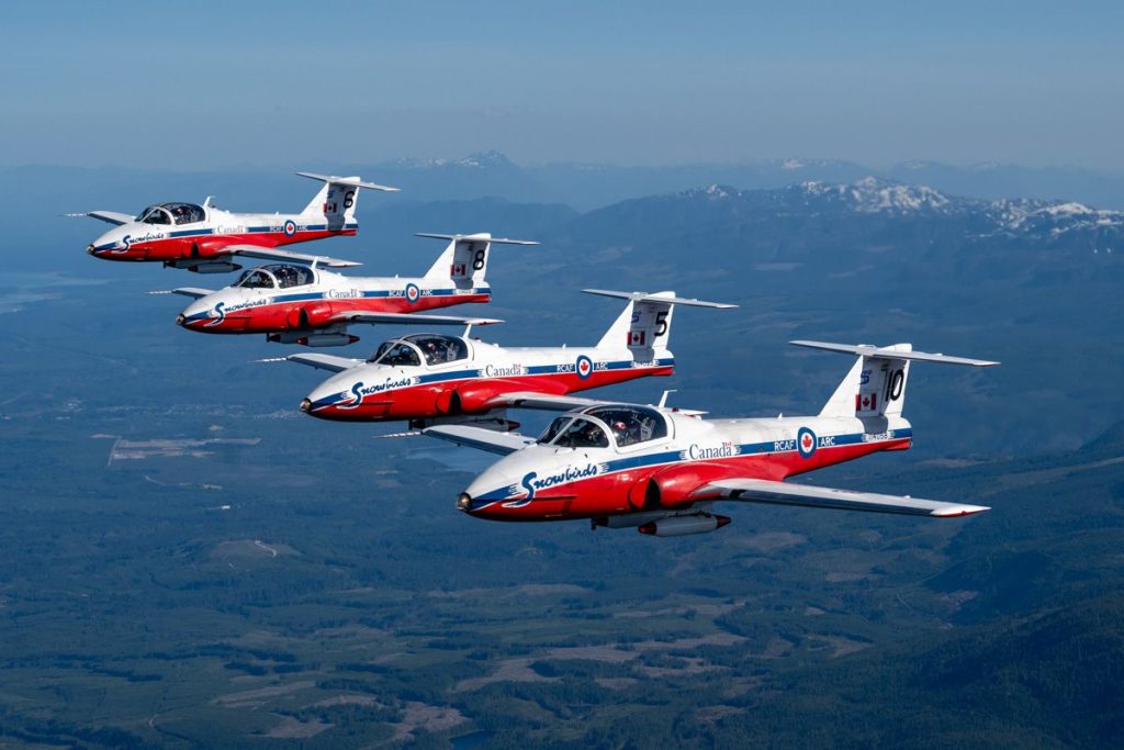 Canada’s Snowbirds perform final show in CT-114 Tutors before multi-year hiatus
